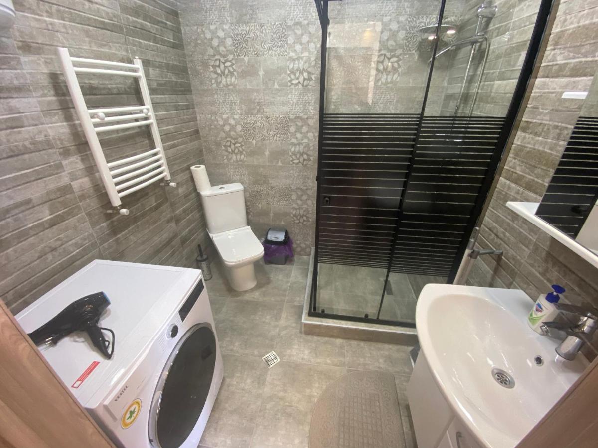 Jasmine Apartment In New Bulvar 巴统 外观 照片