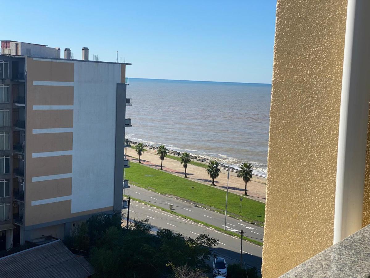 Jasmine Apartment In New Bulvar 巴统 外观 照片