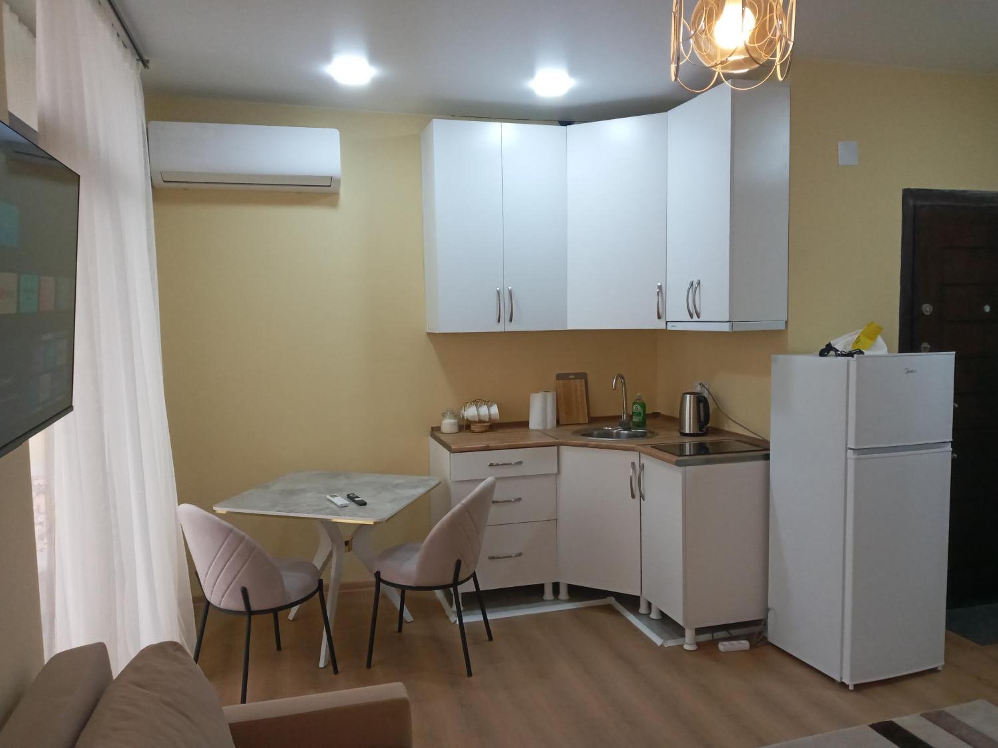 Jasmine Apartment In New Bulvar 巴统 外观 照片